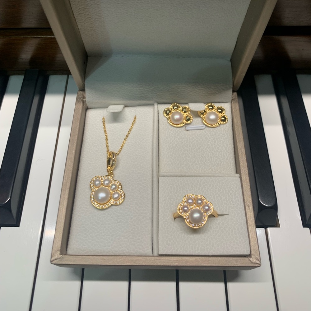 Genuine Pearl Paw Jewelry